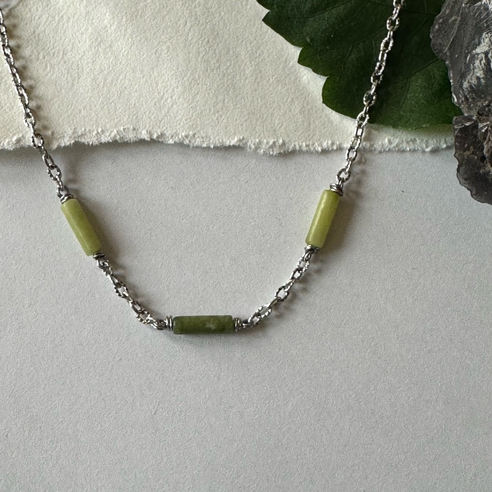 Jade Barrel Bead Necklace